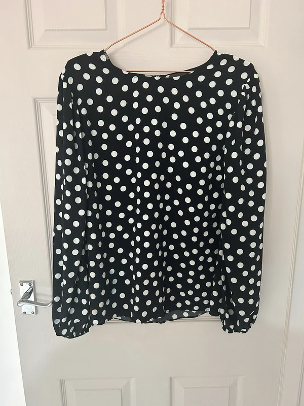 Black and White Spotty Blouse - Vinted