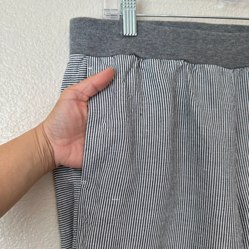 J. Jill Linen Blend White Gray Striped Pull On Pants 4