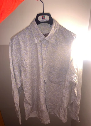 Chemise Hugo Boss, brand: Hugo Boss, condizioni: Ottime, taglia: M, €35.00, €37.45 include la Protezione acquisti