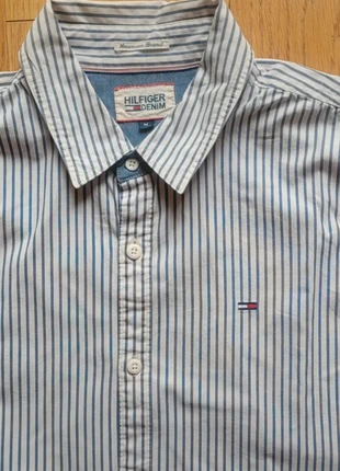 Chemise Tommy Hilfiger rayures bleu ciel, marca: Tommy Hilfiger, estado: Muy bueno, tamaño: M, 15,00 €, 16,45 € Protección al comprador incluida