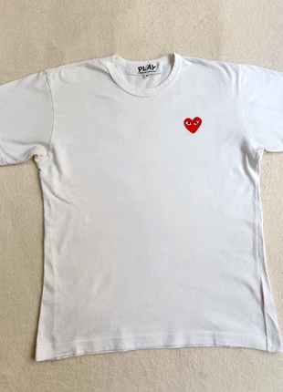 T-Shirt Comme des Garçons taille M blanc, marca: Comme des Garçons, estado: Muito bom, tamanho: M / 38 / 10, €35.00, €37.45 inclui Proteção do Comprador