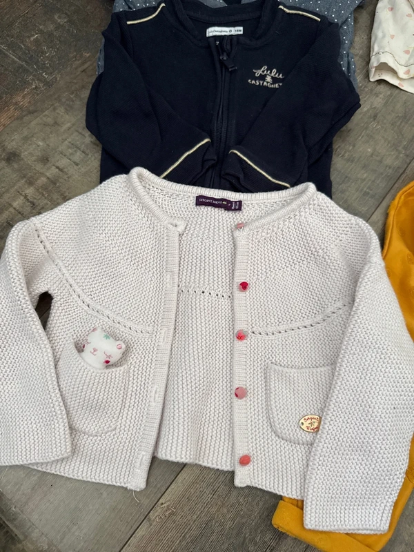 Lot vêtements 18 mois - photo numéro 4