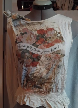 Sleeveless top with graphic print, merk: MNG Jeans, staat: Goed, maat: M / 38 / 10, € 3,50, € 4,38 inclusief Kopersbescherming