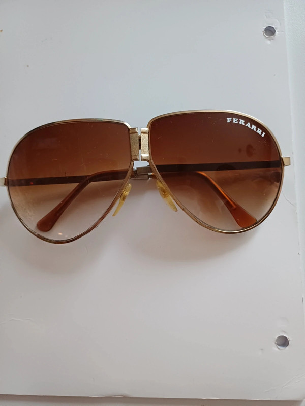 Lunette de soleil pliable Ferrari