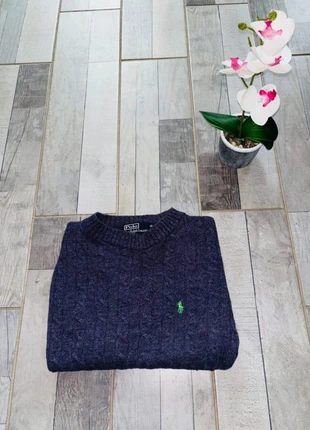 🧵 Pull Ralph Lauren en laine mérinos - Élégance intemporelle ! 💚, marque: Ralph Lauren, état: Très bon état, taille: M, 70,00 €, 74,20 € Protection acheteurs incluse