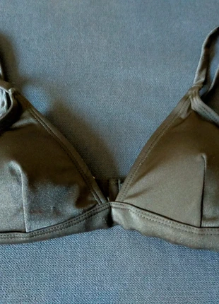 Haut de bikini kaki – Penti – Taille 34 – Neuf avec étiquette, brand: Penti, condition: New with tags, size: XS / 34 / 6, €7.50, €8.58 includes Buyer Protection Pro