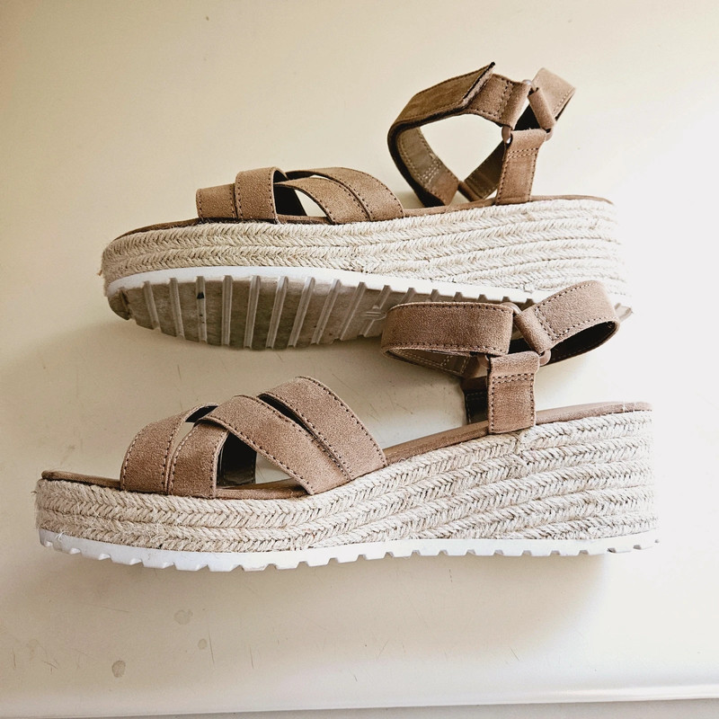 Time and tru sales platform sandals