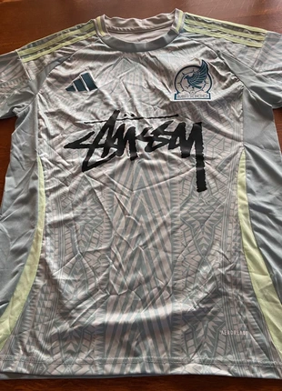 Maillot Mexique 🇲🇽 x Stüssy – Concept Rare & Stylé 💥, brand: Stüssy, condizioni: Nuovo con cartellino, taglia: S, €21.80, €23.59 include la Protezione acquisti