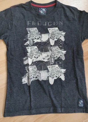 T-shirt Freegun gris – Taille 14 ans (164 cm), marke: Freegun, zustand: Sehr gut, größe: 14 Jahre / 164, 3,00 €, 3,85 € inklusive Vinted-Käuferschutz