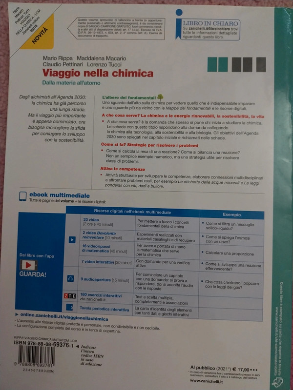 Libro di chimica "Viaggio nella chimica" 2