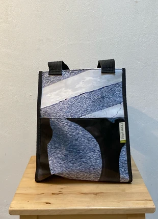 Tote bag en bâche recyclé réversible, marque: Reversible, état: Neuf avec étiquette, 20,00 €, 21,70 € Protection acheteurs incluse