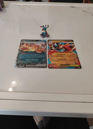 Carta Jumbo Charizard lenticolare + mega Lucario ex e statuina Lucario, marque: Pokémon, état: Neuf sans étiquette, 13,00 €, 14,35 € Protection acheteurs incluse