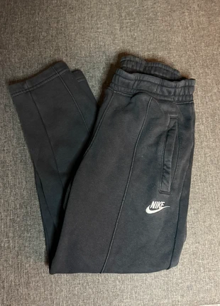 Pantalons nike club, brand: Nike, condition: Very good, size: XS, €15.00, €16.45 includes Buyer Protection