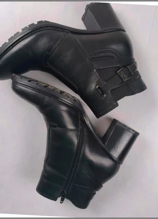 Shoelab Black Ankle Boots Block Heel 6cm Criss-Cross Straps – Size 40, marque: SHOELAB, état: Bon état, taille: 40, 20,00 €, 21,70 € Protection acheteurs incluse