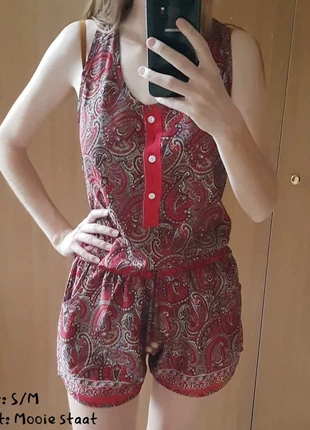 Zomerse playsuit met paisleyprint in rood en bruin – Maat S/M – Mooie staat 🌸, état: Très bon état, taille: S / 36 / 8, 4,00 €, 4,90 € Protection acheteurs incluse
