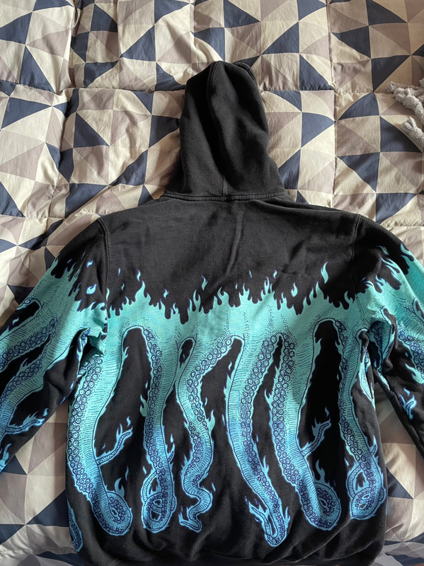 Octopus felpa bianca sales