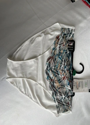 Sans complexe culotte femme taille 38/40 couleur imprimé lavoir bleu, merk: Sans Complexe, staat: Nieuw met prijskaartje, maat: M / 38 / 10, € 8,90, € 10,05 inclusief Kopersbescherming