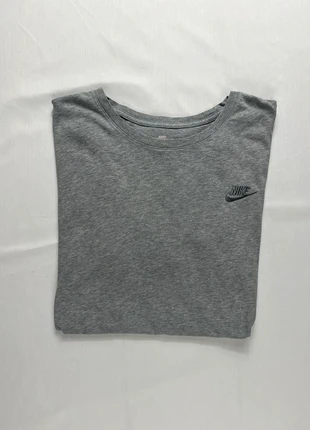 T-Shirt Nike Gris taille L Unisex, merk: Nike, staat: Goed, maat: XL, € 7,00, € 8,05 inclusief Kopersbescherming
