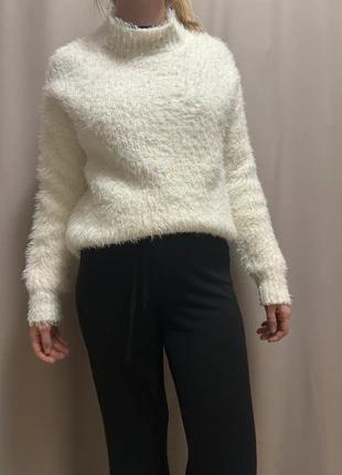 Pull blanc crème, marque: Jennyfer, état: Très bon état, taille: S / 36 / 8, 6,00 €, 7,00 € Protection acheteurs incluse