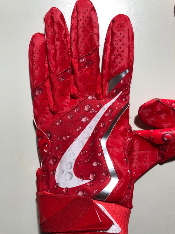 Supreme Supreme X Nike Red Football Gloves