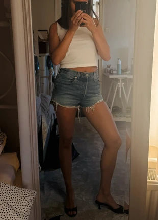 Levi’s denim shorts, merk: Levi's, staat: Goed, maat: M / 38 / 10, € 19,99, € 21,69 inclusief Kopersbescherming