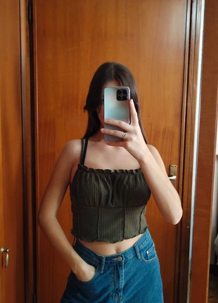 Maglia crop verde cachi, senza coppe arricciata sul seno, marca: Shein, estado: Muito bom, tamanho: M / 38 / 10, €3.00, €3.85 inclui Proteção do Comprador