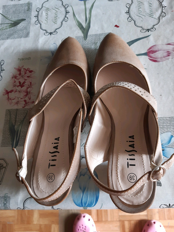 Chaussure ouverte derriere hot sale