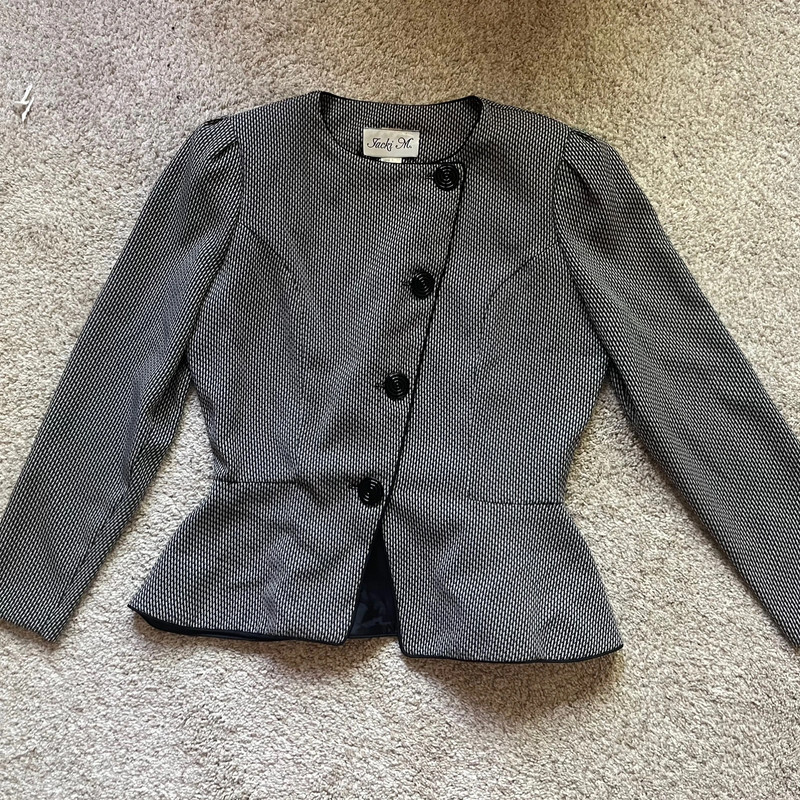 80s/90s peplum style asymmetric blazer 1