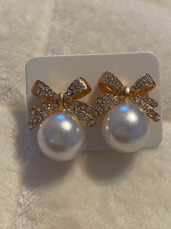 New faux Pearl bow earrings 2