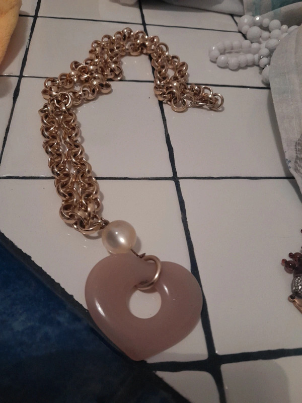 Collana lunga con ciondolo a cuore 2