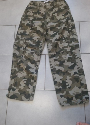 Pantalon camouflage jennyfer taille 36, marque: Jennyfer, état: Très bon état, taille: S / 36 / 8, 2,00 €, 2,80 € Protection acheteurs incluse
