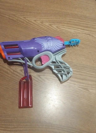 Pistolet nerf fille, condition: Very good, size: 8 years / 128 cm, €10.00, €11.20 includes Buyer Protection