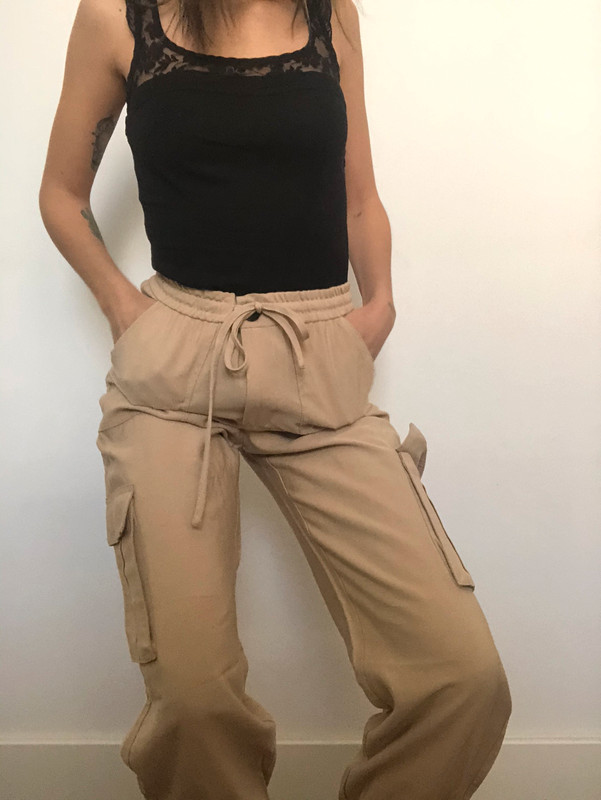 Zara cheap pantalones beige