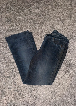 Pantalon En Velours Côtelé / Corduroy Stradivarius marine coton cotelé coupe slim taille 40, brand: Vintage Dressing, condizioni: Ottime, taglia: L / IT 44 / EU 40, €8.00, €9.10 include la Protezione acquisti