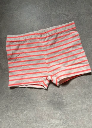 Kort broekje, marque: Hema, état: Très bon état, taille: 3-6 mois / 62 cm, 1,00 €, 1,75 € Protection acheteurs incluse