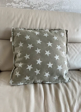 Grondkussen in katoen., marque: CASA, état: Très bon état, taille: 45 x 45 cm, 6,00 €, 7,00 € Protection acheteurs incluse