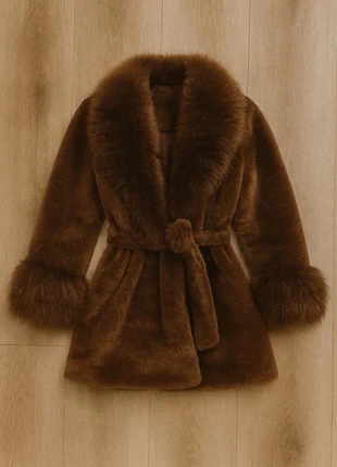 Manteau marron en fausse fourrure, marque: Fourrure, état: Très bon état, taille: S / 36 / 8, 69,00 €, 73,15 € Protection acheteurs incluse