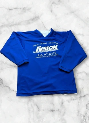 Maillot de sport K1 Fusion Training bleu et blanc taille S, marque: k1 sportswear, état: Très bon état, taille: S, 15,00 €, 16,45 € Protection acheteurs (Pro) incluse