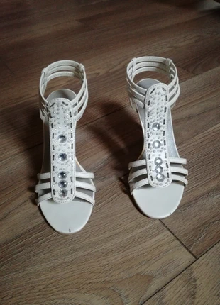 Chaussures à talons de marque TAMIKO, brand: Tamiko, condition: Good, size: 39, €6.00, €7.00 includes Buyer Protection
