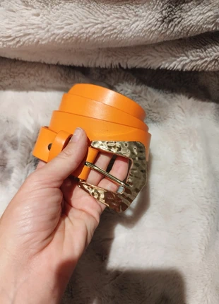 Cinturon naranja con hebilla diseño dorado🧡, marque: Shein, état: Neuf avec étiquette, taille: Ajustable, 3,00 €, 3,85 € Protection acheteurs incluse