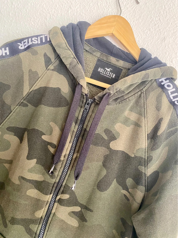 Hollister sudadera con cremallera camuflaje
