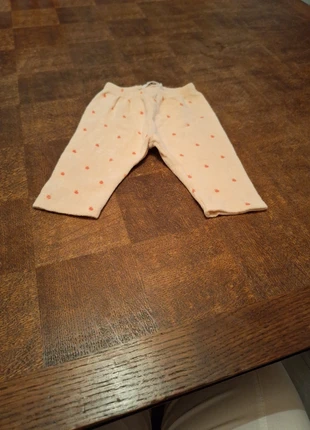 Leggings, merk: P'Tit Filou, staat: Heel goed, maat: Tot 1 maand / 50 cm, € 1,00, € 1,75 inclusief Kopersbescherming