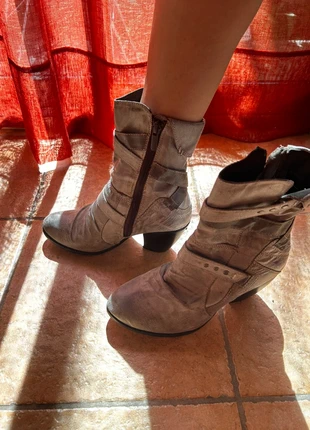 Bottes À Talons Mustang, marque: Mustang, état: Très bon état, taille: 37, 10,00 €, 11,20 € Protection acheteurs incluse