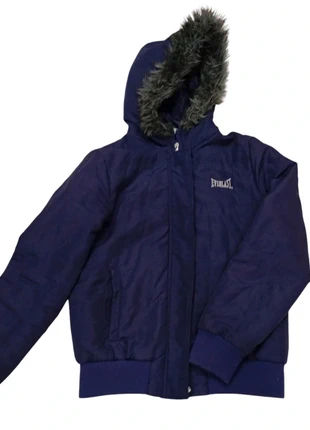 Manteau violet foncé Everlast – Taille M, chaud et stylé !, marke: Everlast, zustand: Gut, größe: M / 38 / 10, 35,00 €, 37,45 € inklusive Vinted-Käuferschutz