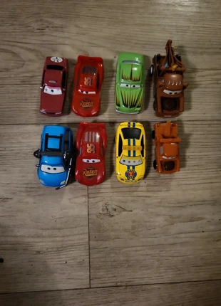 Cars speelgoed auto's, merk: Mattel, staat: Goed, maat: 4 jaar / 104 cm, € 7,50, € 8,58 inclusief Kopersbescherming