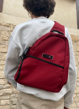Vintage Adidas Sling Bag Sacoche Triangle Rouge Noir Technique Rouge Noir, marque: adidas, état: Très bon état, 35,00 €, 37,45 € Protection acheteurs (Pro) incluse