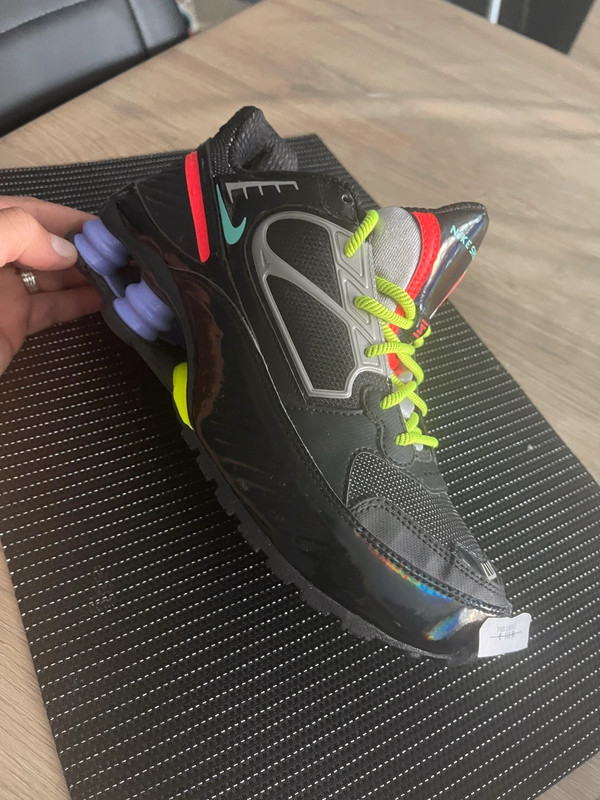 Nike shox taille 40 sales