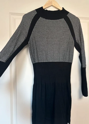 Airfield Jurk maat M, merk: Airfield, staat: Goed, maat: M / 38 / 10, € 12,00, € 13,30 inclusief Kopersbescherming