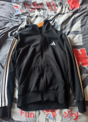 Veste adidas noir et blanc, marca: adidas, estado: Muy bueno, tamaño: L, 9,50 €, 10,68 € Protección al comprador incluida