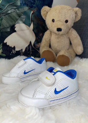 Baskets Nike bébé – Taille 17, brand: Nike, condizioni: Ottime, taglia: 17, €8.00, €9.10 include la Protezione acquisti